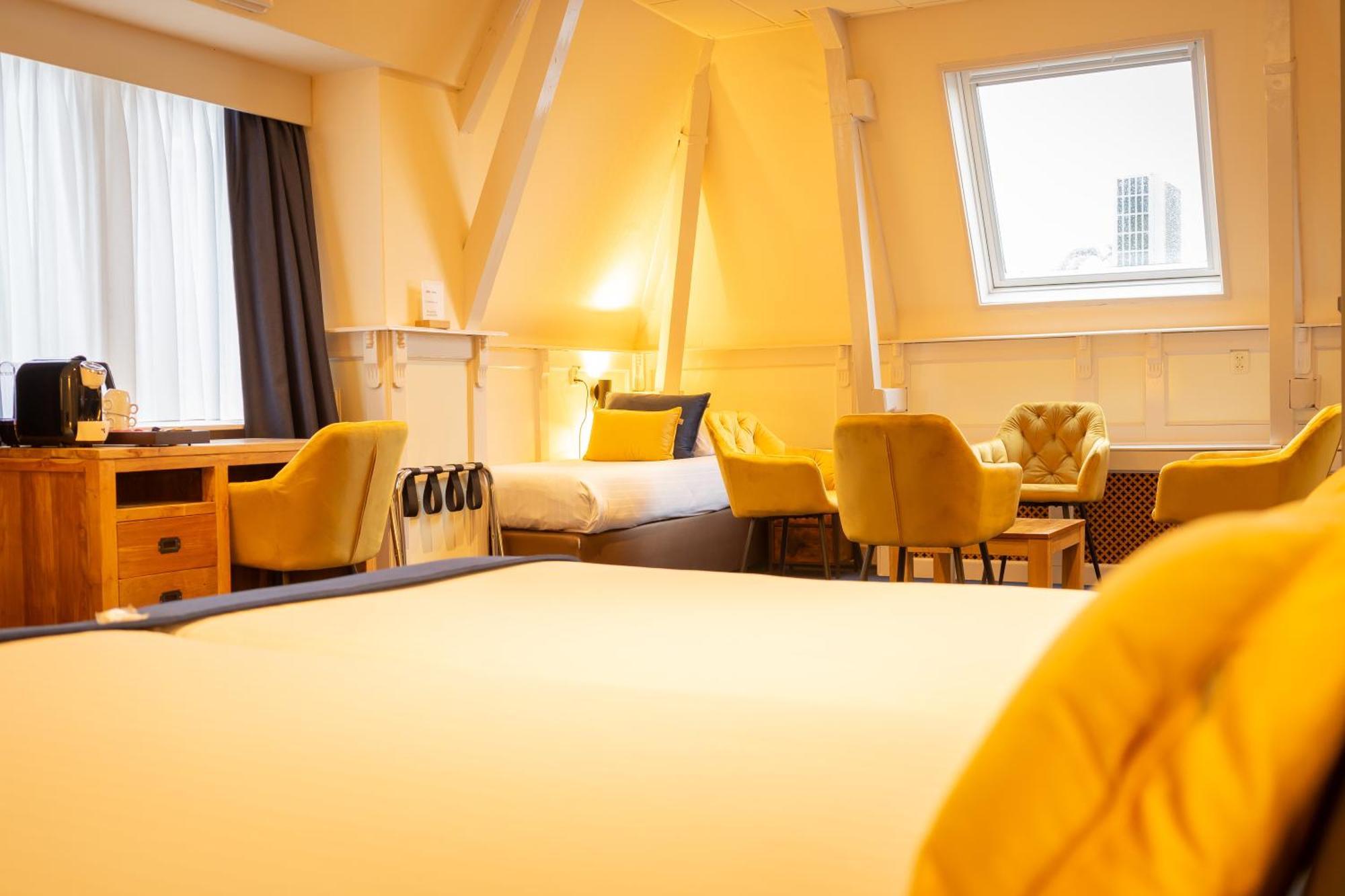 Hotel De Gulden Leeuw فوركوم المظهر الخارجي الصورة