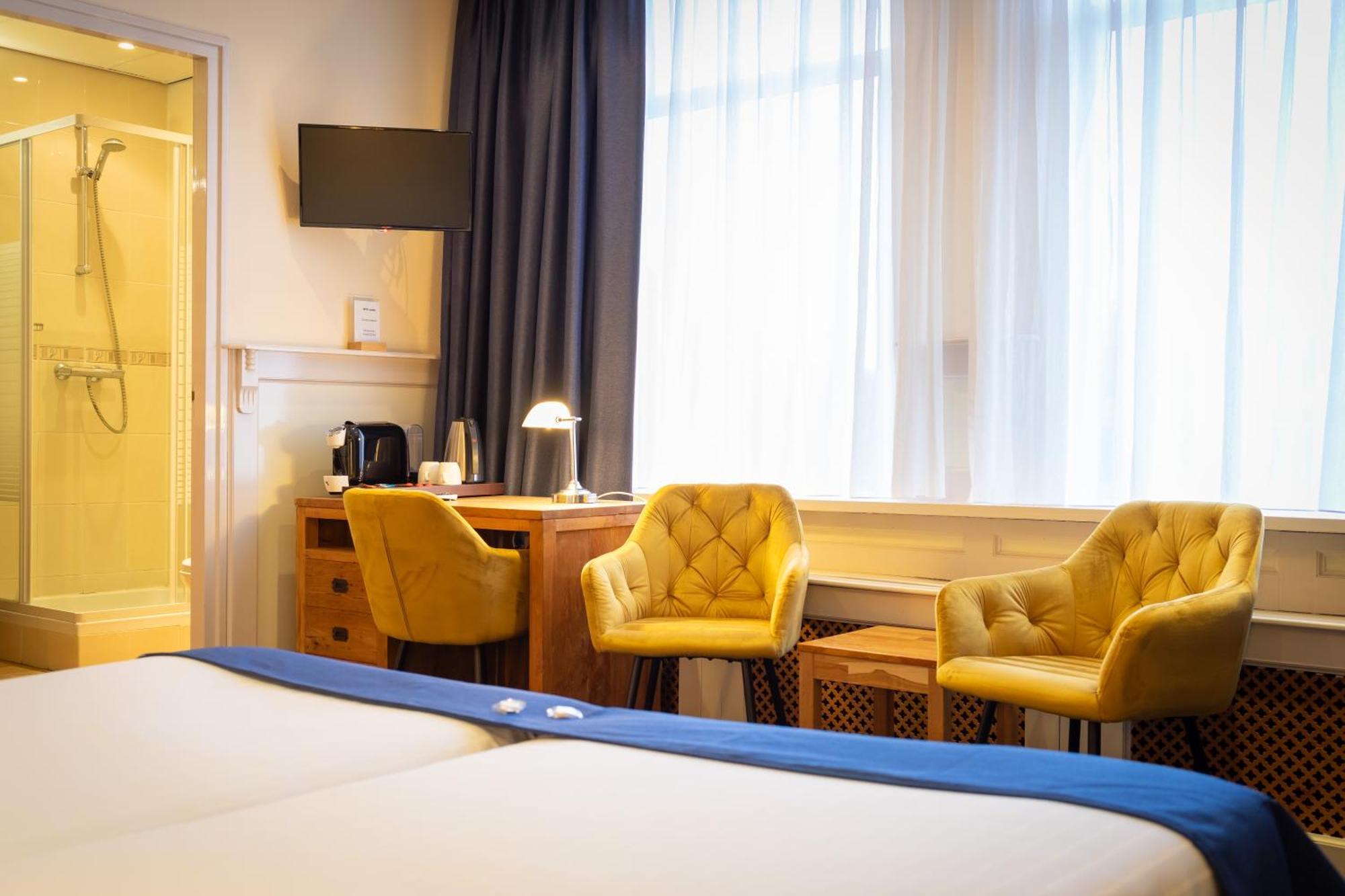 Hotel De Gulden Leeuw فوركوم المظهر الخارجي الصورة